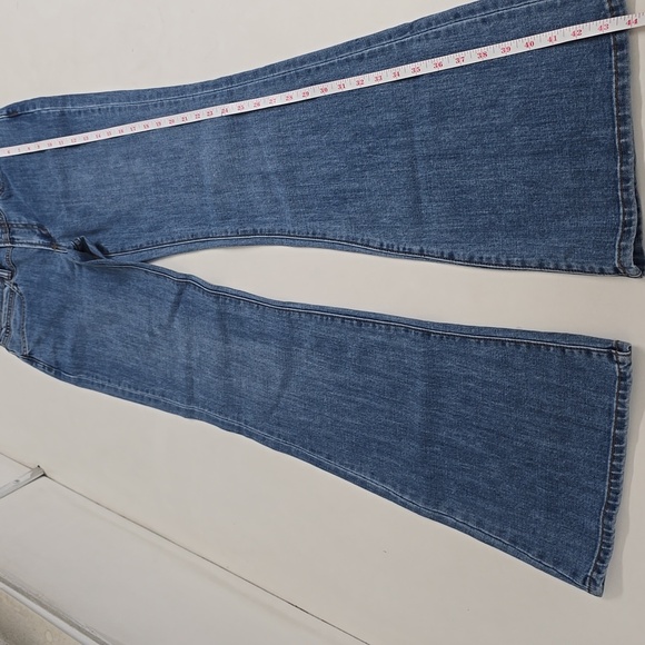 Joe's Jeans Womens Anita High-Rise Flare Jean - Picture 3 of 16